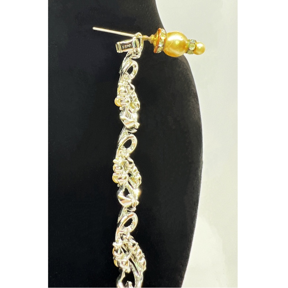 Vintage Star Silvertone Faux Pearl & Clear Rhinestone’s Bracelet & Earrings Set - Picture 5 of 7